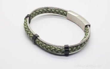 Lederarmband geflochten in grün mit Edelstahl Verzierungen