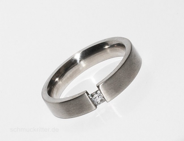 Edelstahl-Ring