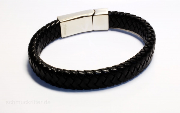 Lederarmband-kraftvoll-massiv