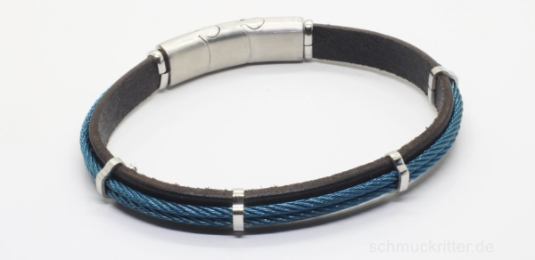 Lederarmband mit blauen Edelstahl Elementen