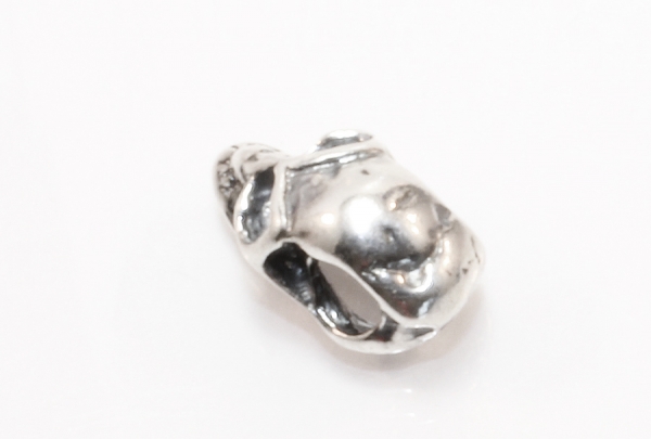 Anhaenger-totenkopf-silber